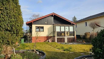 Expose schöner Bungalow mit Wintergarten