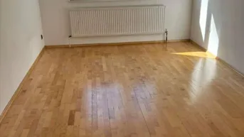 Expose Großzügige 4-Zimmer-Wohnung mit Loggia