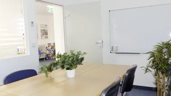 Expose Helle Schulungsräume bei U1