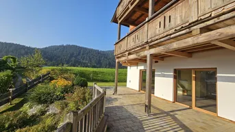 Expose Exklusive Gartenwohnung mit imposanten Kaiserblick in Toplage
