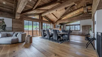 Expose Traumhaftes Alpenchalet mit Outdoor Pool und Saunahaus