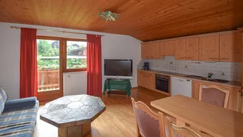 Expose Provisionsfrei! - 2-Zimmer-Dachgeschosswohnung in absoluter Ruhelage