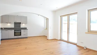 Expose Provisionsfrei! 2-Zimmer-Erdgeschoss-Wohnung in ruhiger, sonniger Lage mit großer Terrassse
