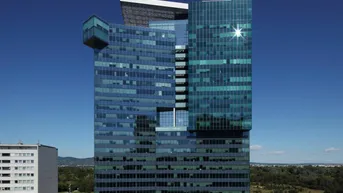 Expose Moderne Büroflächen im Saturn Tower!