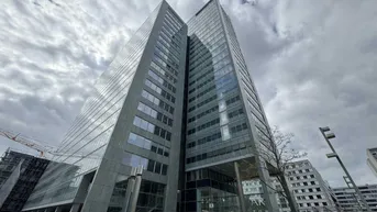 Expose ARES TOWER - moderne B�üroflächen - Untermiete!