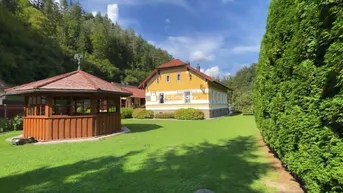 Expose Elegantes Landhaus mit privatem Waldstück