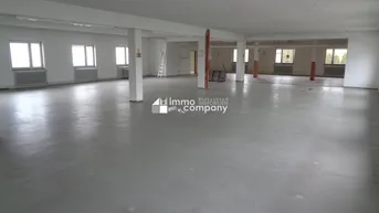 Expose Neuer Preis!!! Interessantes Anlageobjekt für Firmensitz oder ca. 18 Wohneinheiten! ...und weitere 1312m² Freifläche/ Baugrund für zB. Reihenhäuser um Euro 158.000!!!