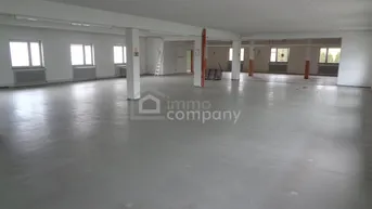 Expose Neuer Preis!!! Interessantes Anlageobjekt für Firmensitz oder ca. 18 Wohneinheiten! ...und weitere 1312m² Freifläche/ Baugrund für zB. Reihenhäuser um Euro 158.000!!!