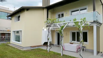 Expose Haus mit zwei Wohneinheiten in Gießhübl - Geräumig &amp; voll ausgestattet