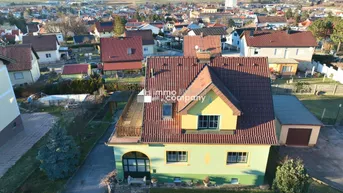 Expose Seltene 180°-Grad-Panoramaausicht! Saniertes Einfamilienhaus zu verkaufen!