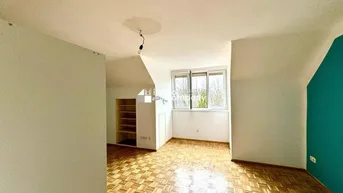 Expose Traumhafte Dachgeschoss-Wohnung in Neunkirchen - perfekt für Paare oder Singles!