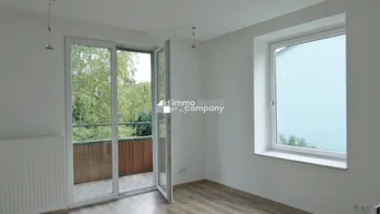 Expose Helle 2 Zimmer Wohnung mit Balkon und Garten
