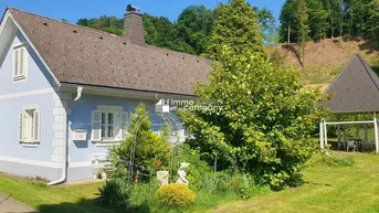Expose Wunderschönes Haus ca. 70m² - ein großes Grundstück ca. 9539m² - ideal auch für Pferdehalter! - 233.000 Euro