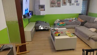 Expose Schönes Zweifamilienhaus in top Lage in Neunkirchen