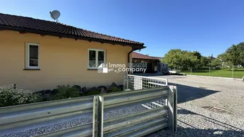 Expose Luxuriöser Bungalow mit hochwertiger Ausstattung, Hohenems, zentrumsnah, sehr geräumige Dreier-Garage, viel Grundstücksfläche und Gartenanlage rund um das Haus, mit Terrasse, viele KFZ Außen-Stellplätze, Ruhelage / Sackgasse