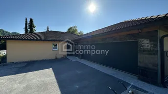 Expose Unschlagbares Top-Angebot ! Luxuriöser Bungalow mit hochwertiger Ausstattung, Hohenems, zentrumsnah, sehr geräumige Dreier-Garage mit Fernbedienung, viel Grundstücksfläche, Gartenanlage, mit Terrasse, sehr gute Privat-Parksituation, Ruhelage, Sackgasse.