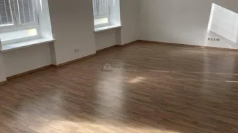 Expose Sanierte Anlegerwohnung: 94 m² mit 200 m² Grundstück