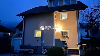 Expose Gemütliches Zweifamilienhaus in Nußdorf am Haunsberg - Ideal für Familien oder Investoren