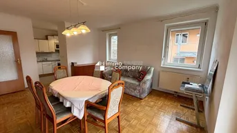 Expose Wohnen mit Grünblick: 2-Zimmer-Wohnung mit Balkon in Markt Hartmannsdorf