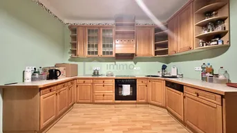 Expose Einfamilienhaus in Loosdorf: 7 Zimmer, Terrasse, Garage – nur 170.000 €!