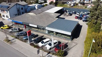 Expose TOP-LAGE! AUTOHAUS IN SEHR GUTER VEKEHRSLAGE