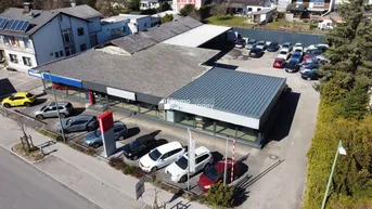 Expose TOP-LAGE! AUTOHAUS IN SEHR GUTER VEKEHRSLAGE