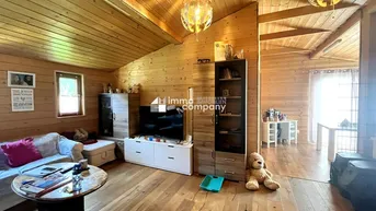 Expose VIEL HOLZ, VIEL HERZ - Wärme, Natürlichkeit, Charakter und Potenzial im neuen Zuhause!
