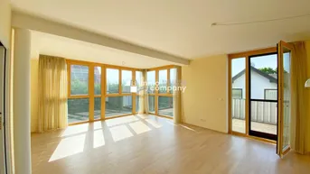 Expose Traumhafte 3-Zimmer-Wohnung mit Balkon und Garage in Gießhübl!