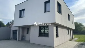 Expose TRAUMHAUS NACH IHREN WÜNSCHEN - MITTEN IM GRÜNEN + POOL