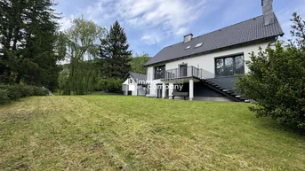 Expose Luxuriöses Entkerntes Haus in Willendorf mit 8 Zimmern und großem Garten - Perfekt für anspruchsvolle Familien - 890.000 €