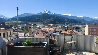 Expose IM HERZEN DER STADT - WG Wohnung mit Dachterrasse &amp; Tiefgaragenplatz