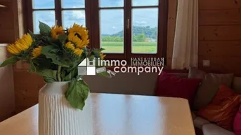 Expose Großzügiges Wohnhaus mit Büro bzw. Ordinationsräume, top gepflegt! In 9 Minuten am Attersee!