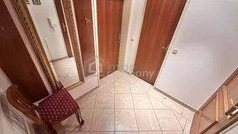 Expose Gemütliche 2-Zimmer-Wohnung in Lassee: Stadtblick, Einbauküche &amp; Parkplatz! Miete: 640 €