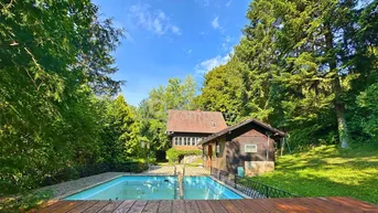 Expose Renovierungsbedürftiges Landhaus mit Pool , Grundfläche 1.594 m² Renovierung und Schönheitsreparaturen sind erforderlich, dennoch sofort beziehbar!