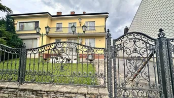 Expose Traumhaftes Einfamilienhaus in Lassee: 9 Zimmer, Garten, Balkon und mehr!