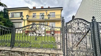 Expose Traumhaftes Einfamilienhaus in Lassee: 9 Zimmer, Garten, Balkon und mehr!