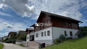 Expose Preisreduktion!! Großzügiges Wohnhaus und Office, top gepflegt! In 9 Minuten am Attersee!