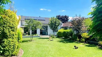 Expose Modernes, komfortables Einfamilienhaus nur 20 Autominuten von Wien entfernt. Mit energieeffizienter Ausstattung in Ruhelage – großer Garten – Pferdehaltung – Kinderparadies