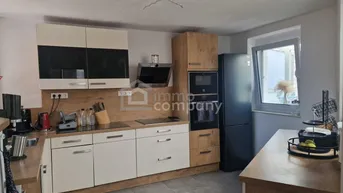 Expose Vollrenoviertes Einfamilienhaus mit Fernblick + Garten + Loggia
