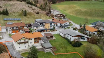 Expose Mehrparteienhaus mit 1000 m² unbebauter Grünfläche