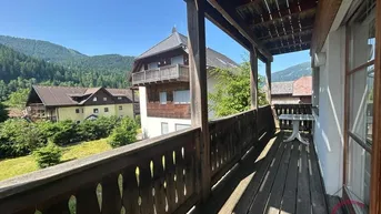 Expose Modernes 2-Zimmer-Apartment mit Balkon in Kleinanlage