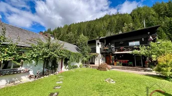 Expose Bauernhaus mit Einliegerwohnung und angrenzender WEH am Fuße des Falkerts