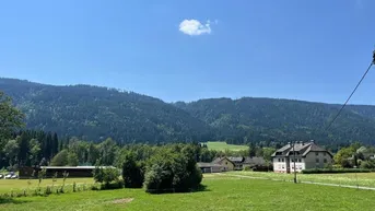 Expose Reizende 3-Zimmerwohnung mit Balkon in idyllischer Ruhe-Grünlage