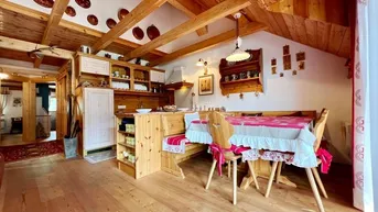 Expose Traumhaftes Apartment mit Chaletcharakter in unmittelbarer Thermen- und Skipistennähe