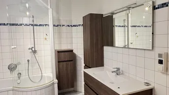 Expose ###Top-Maisonette mit Galerie in bester Innenstadtlage – Südtirolerplatz Graz!###