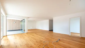 Expose Erstbezug! großzügige 3-Zimmer-Wohnung in zentraler Lage