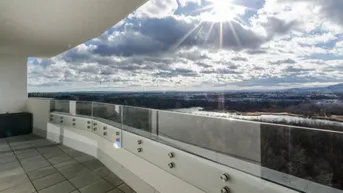 Expose AUSSERGEWÖHNLICHER FERNBLICK- WUNDERSCHÖNE 4 ZIMMERWOHNUNG ZUM GENIESSEN! MIT GARAGENPLATZ