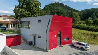 Expose Wohnen &amp; Arbeiten im südlichen Wienerwald - Architektenhaus mit loftartigem Atelier
