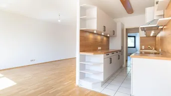 Expose GEMÜTLICHE, SANIERTE 3 ZIMMERWOHNUNG IM HERZEN SCHWECHATS + Garagenplatz