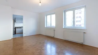 Expose HELLE 3 ZIMMER WOHNUNG -U-BAHN NÄHE -